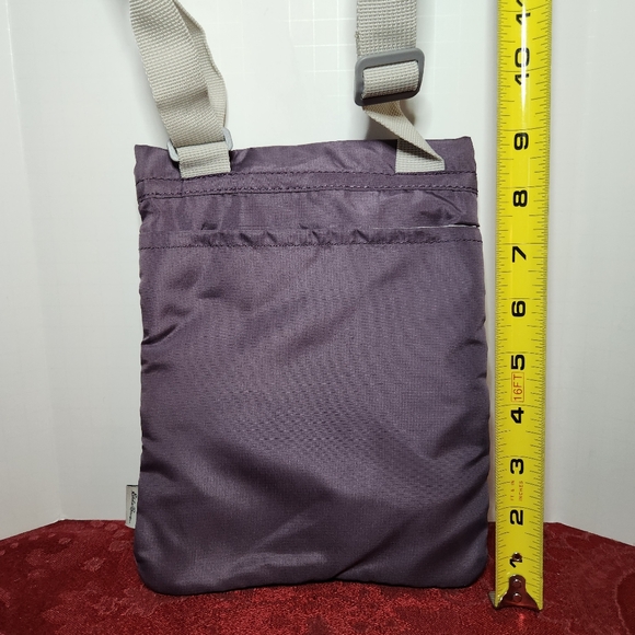Eddie Bauer Purple Crossbody Bag‎ LIKE NEW - Picture 3 of 7